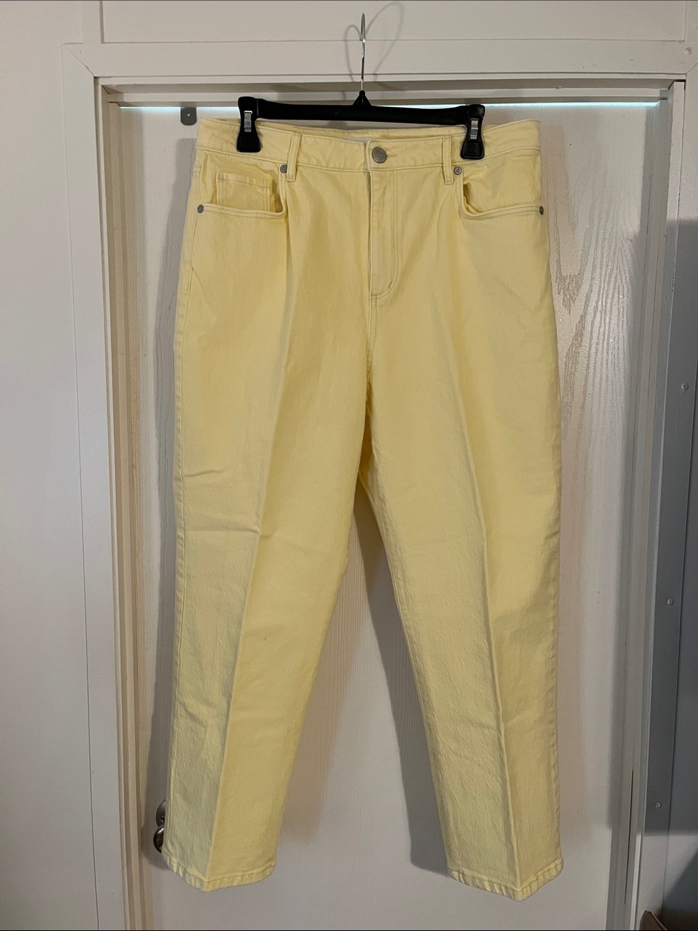 Loft Yellow Curvy High-Rise Straight Leg Cropped Women’s Jeans 31 / 12